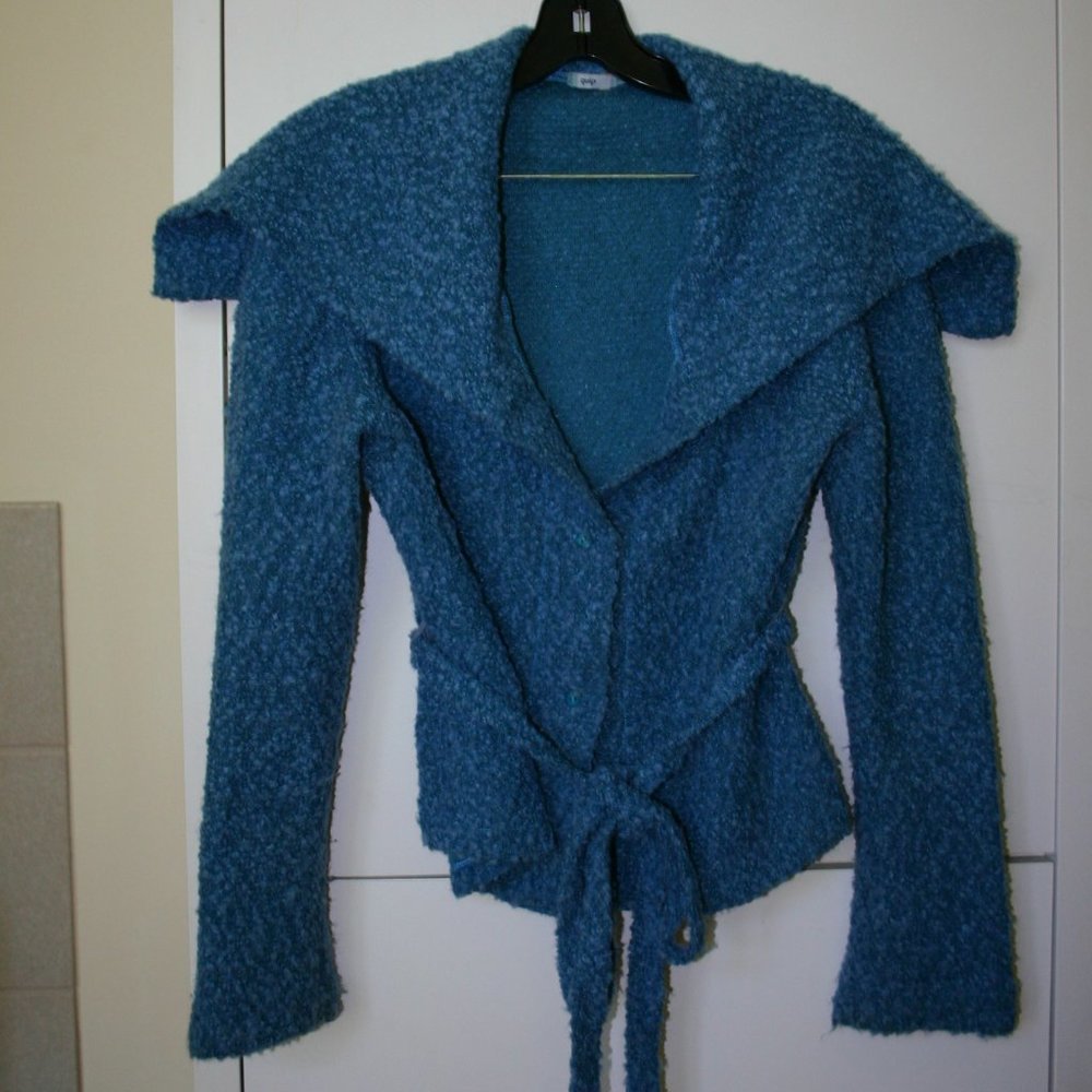 QUIP Acrylic Blend Sweater in Teal Size 10 Wrap w/Matching Tie + Buttons